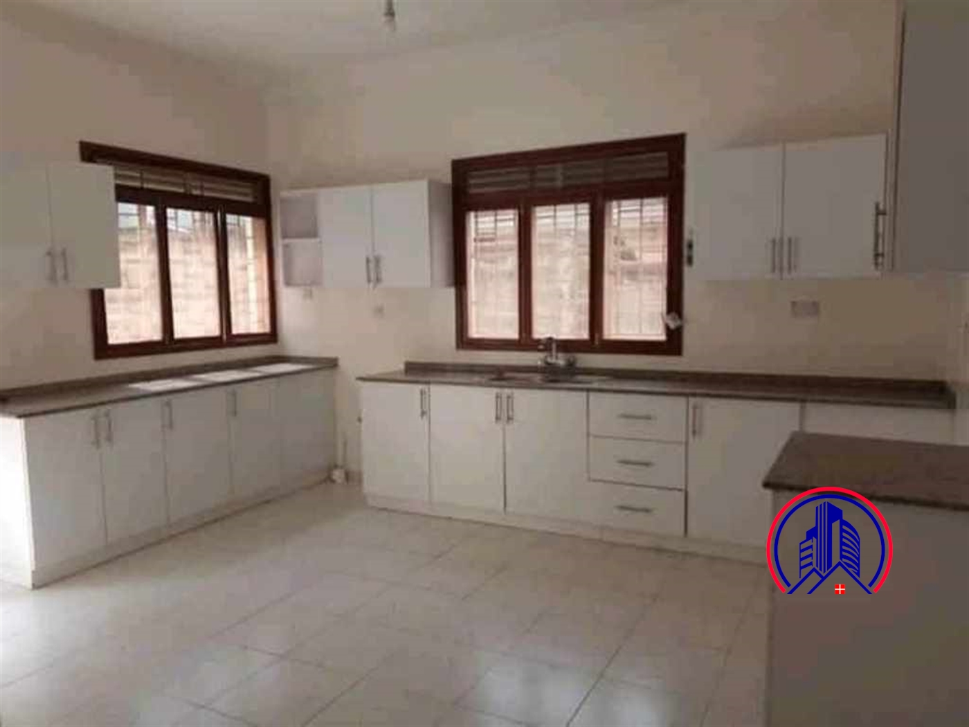 Mansion for rent in Bugoloobi Kampala