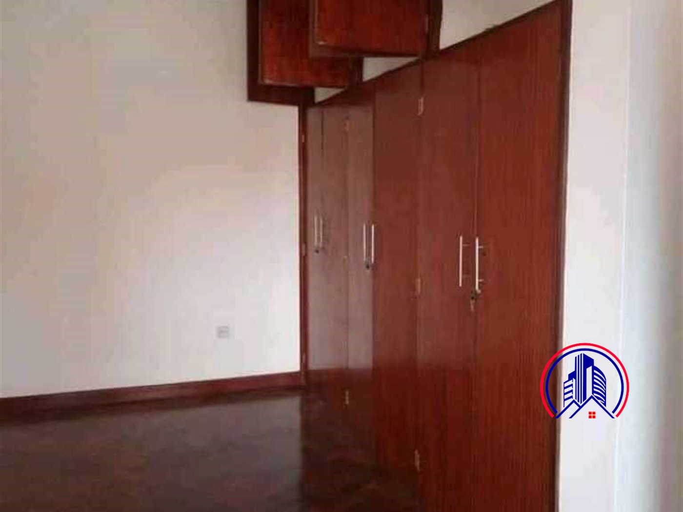 Mansion for rent in Bugoloobi Kampala