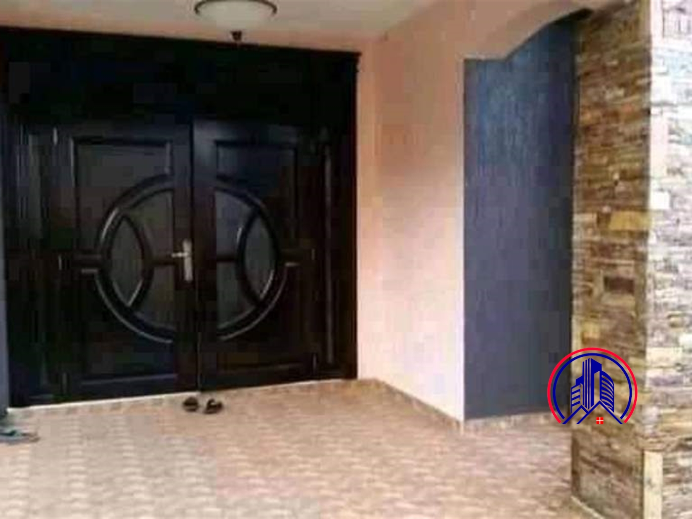 Mansion for rent in Mutungo Kampala