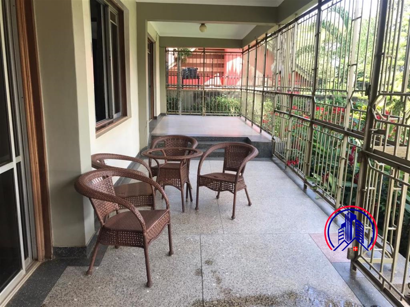 Mansion for rent in Bugoloobi Kampala