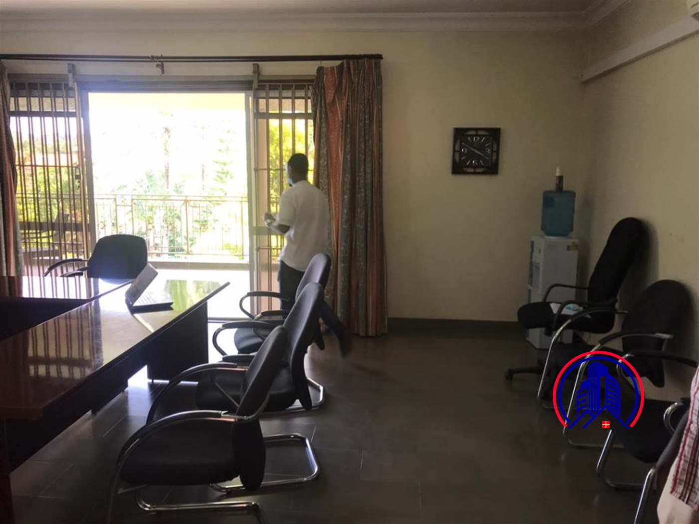 Mansion for rent in Bugoloobi Kampala