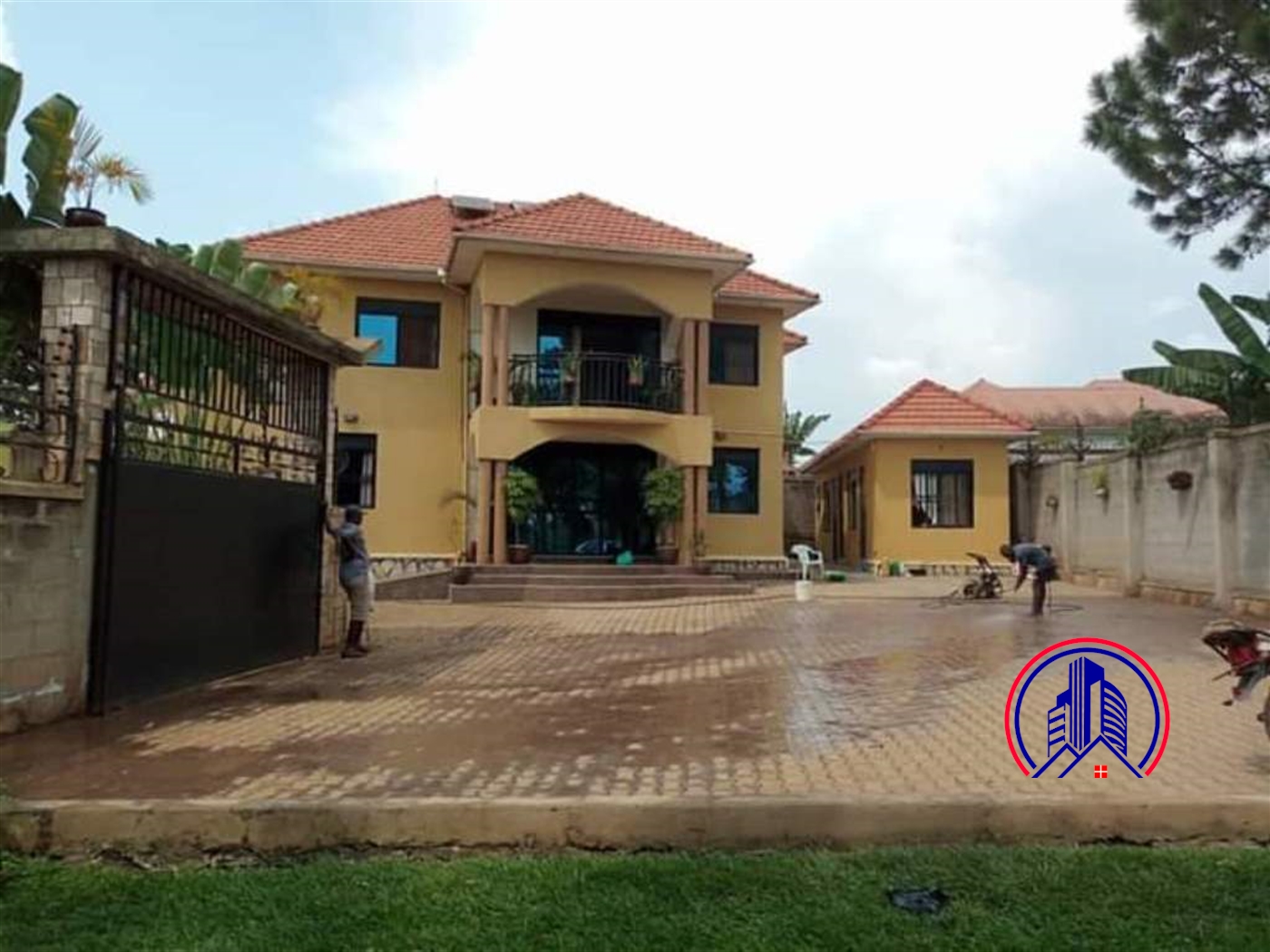 Mansion for sale in Namugongo Wakiso