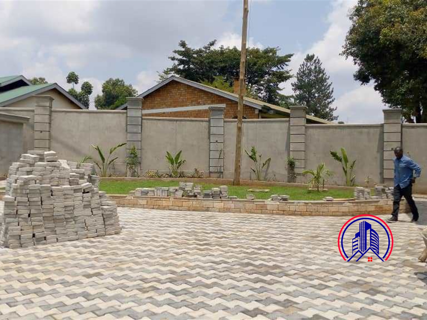 Storeyed house for sale in Kira Wakiso