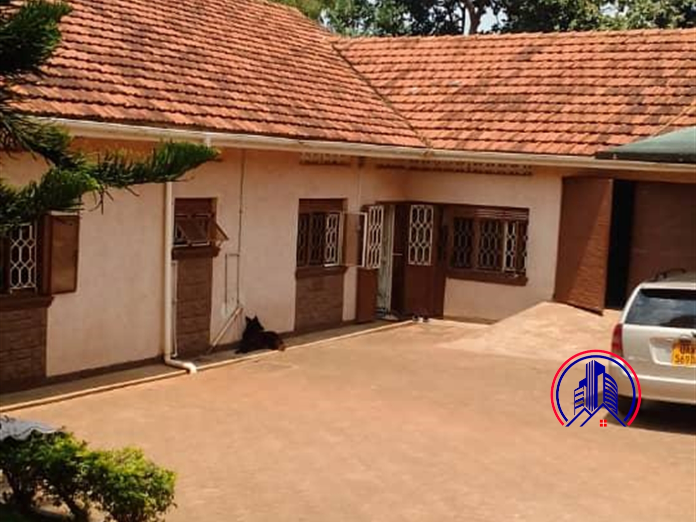 Bungalow for sale in Muyenga Kampala