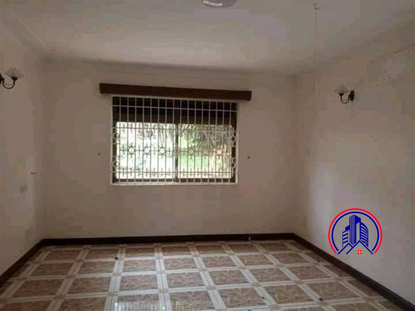 Bungalow for sale in Bugoloobi Kampala