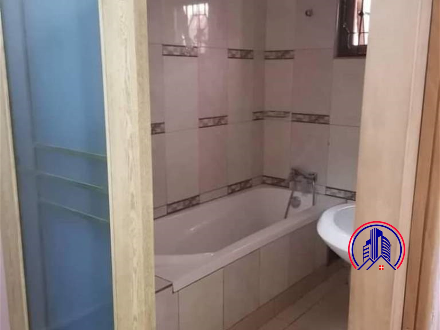 Apartment for sale in Kiwaatule Kampala