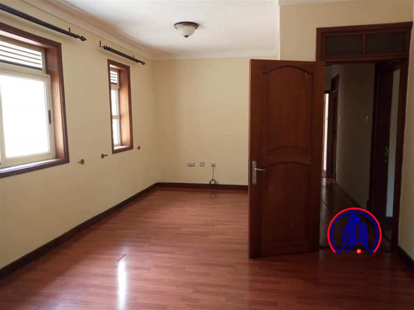 Bungalow for rent in Bugoloobi Kampala