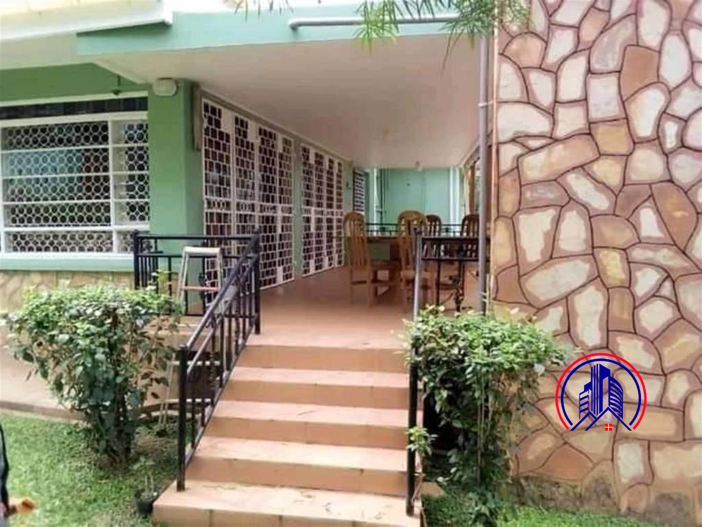 Bungalow for rent in Makindye Kampala