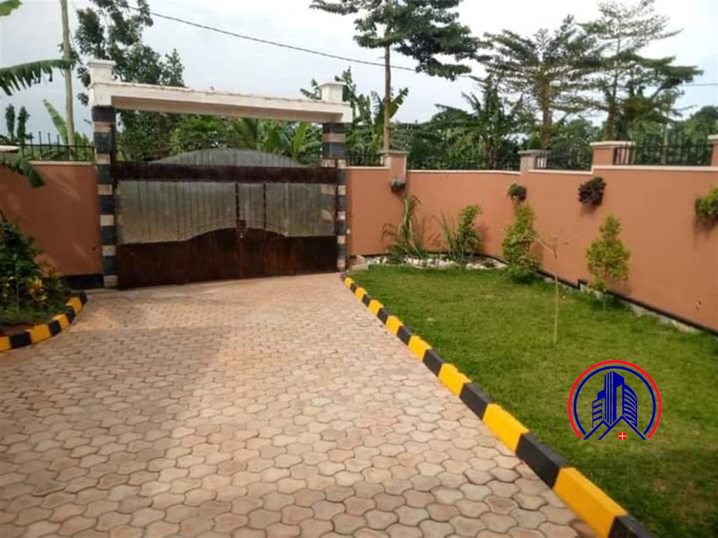 Bungalow for sale in Kira Wakiso