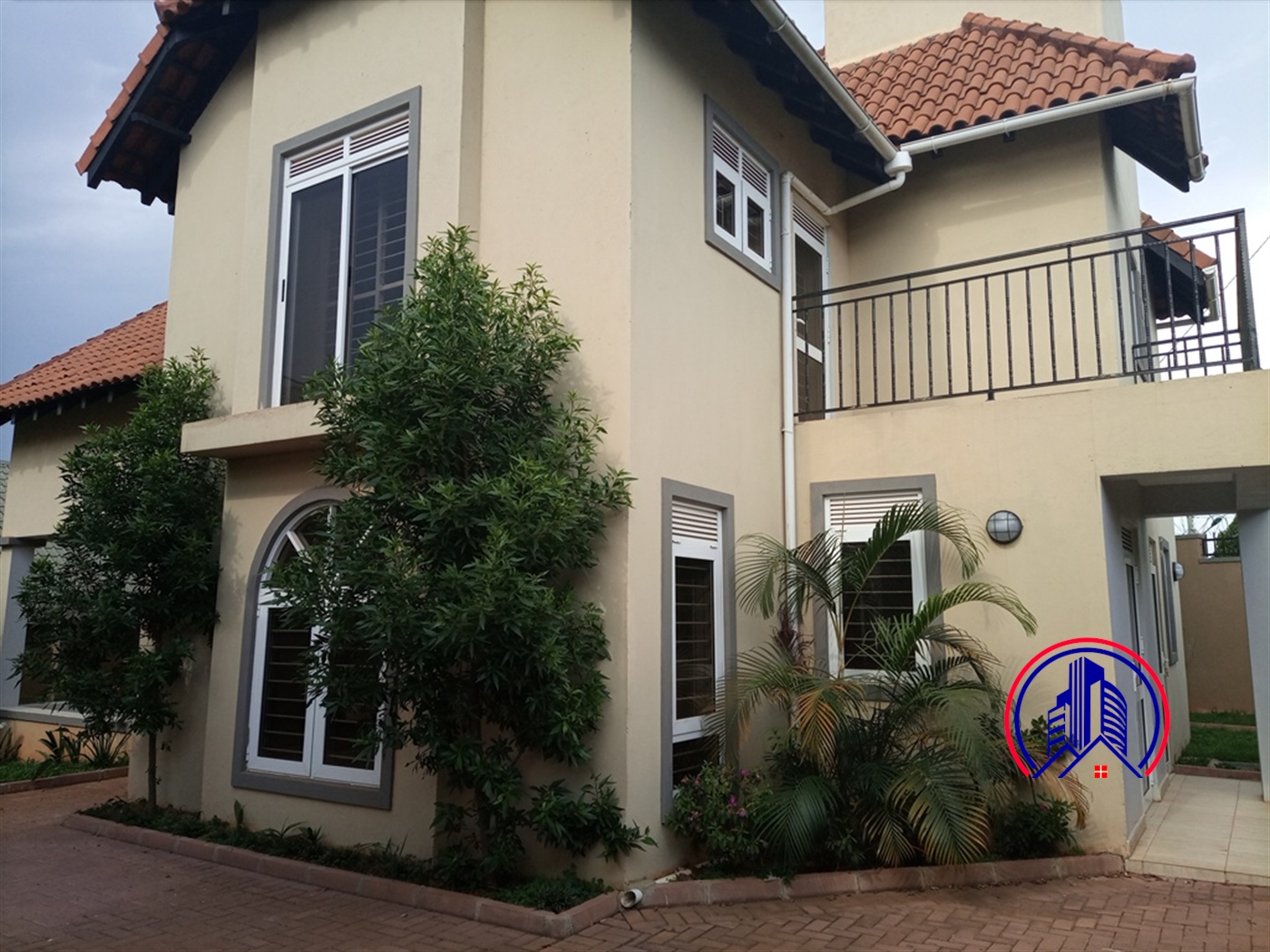 Storeyed house for rent in Kyambogo Kampala