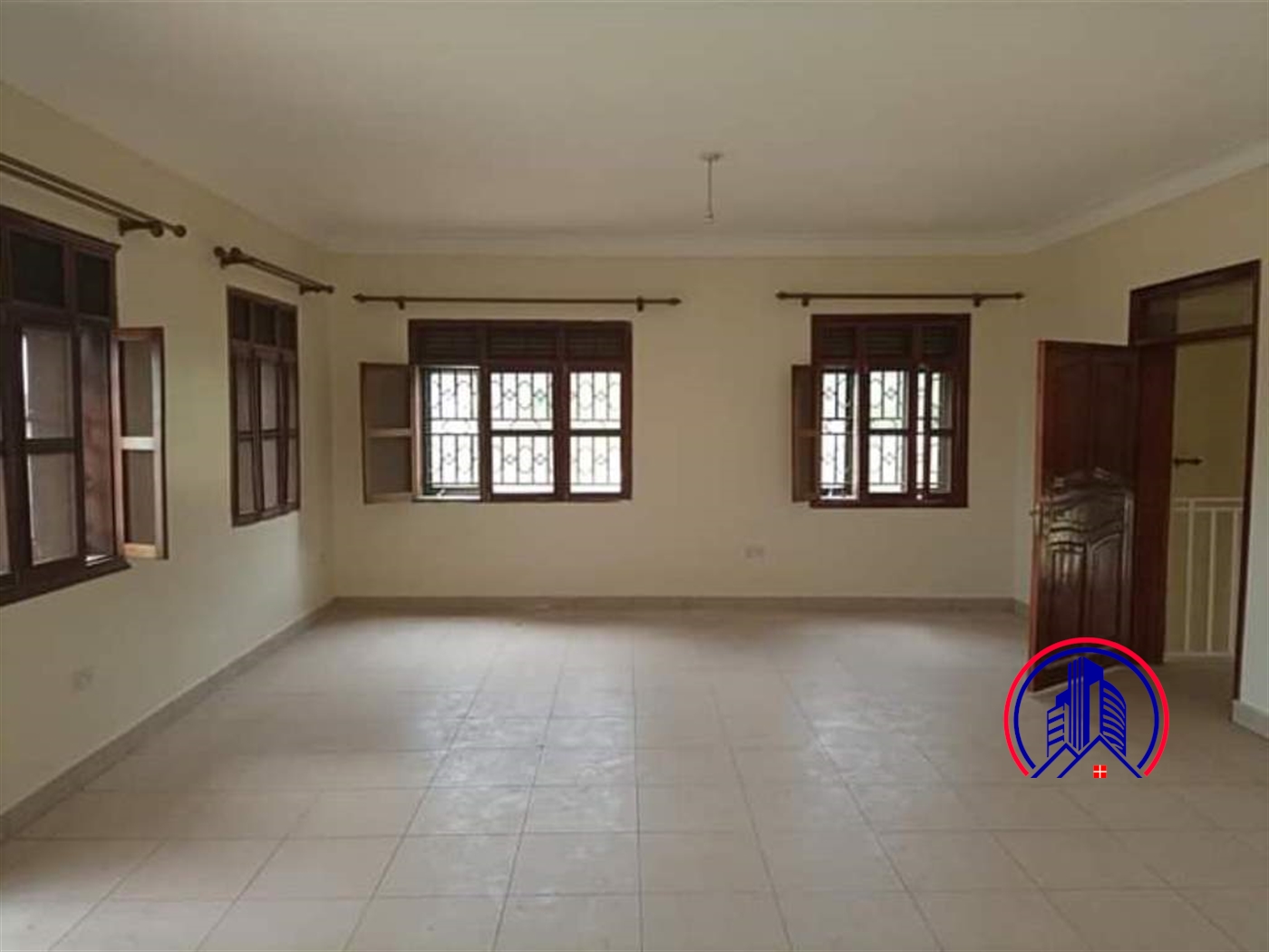 Bungalow for rent in Muyenga Kampala