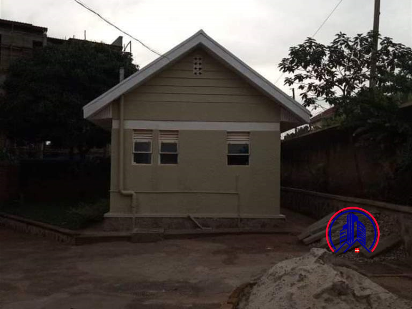 Bungalow for rent in Kansanga Kampala