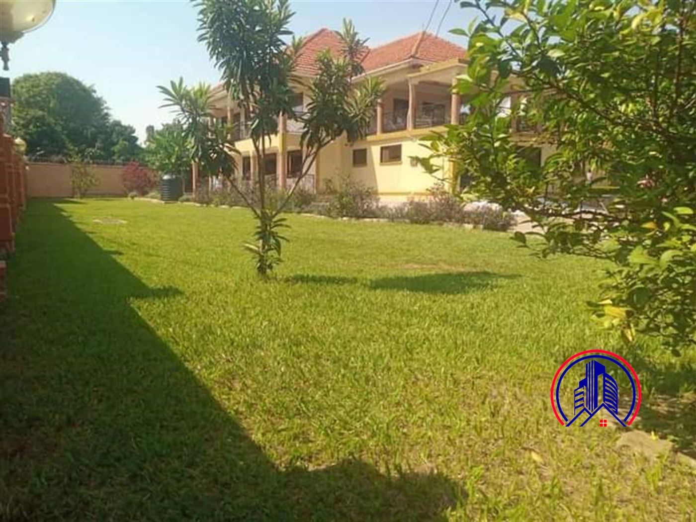 Storeyed house for sale in Munyonyo Kampala