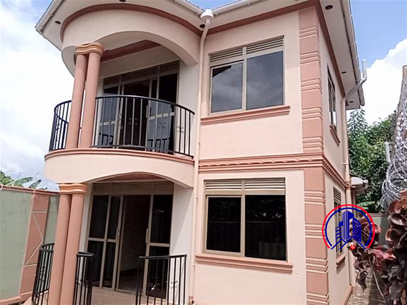 Storeyed house for sale in Seguku Wakiso