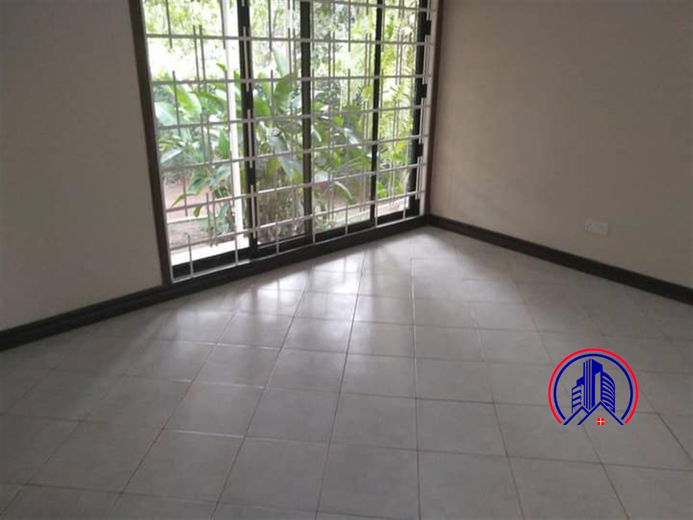 Bungalow for rent in Muyenga Kampala