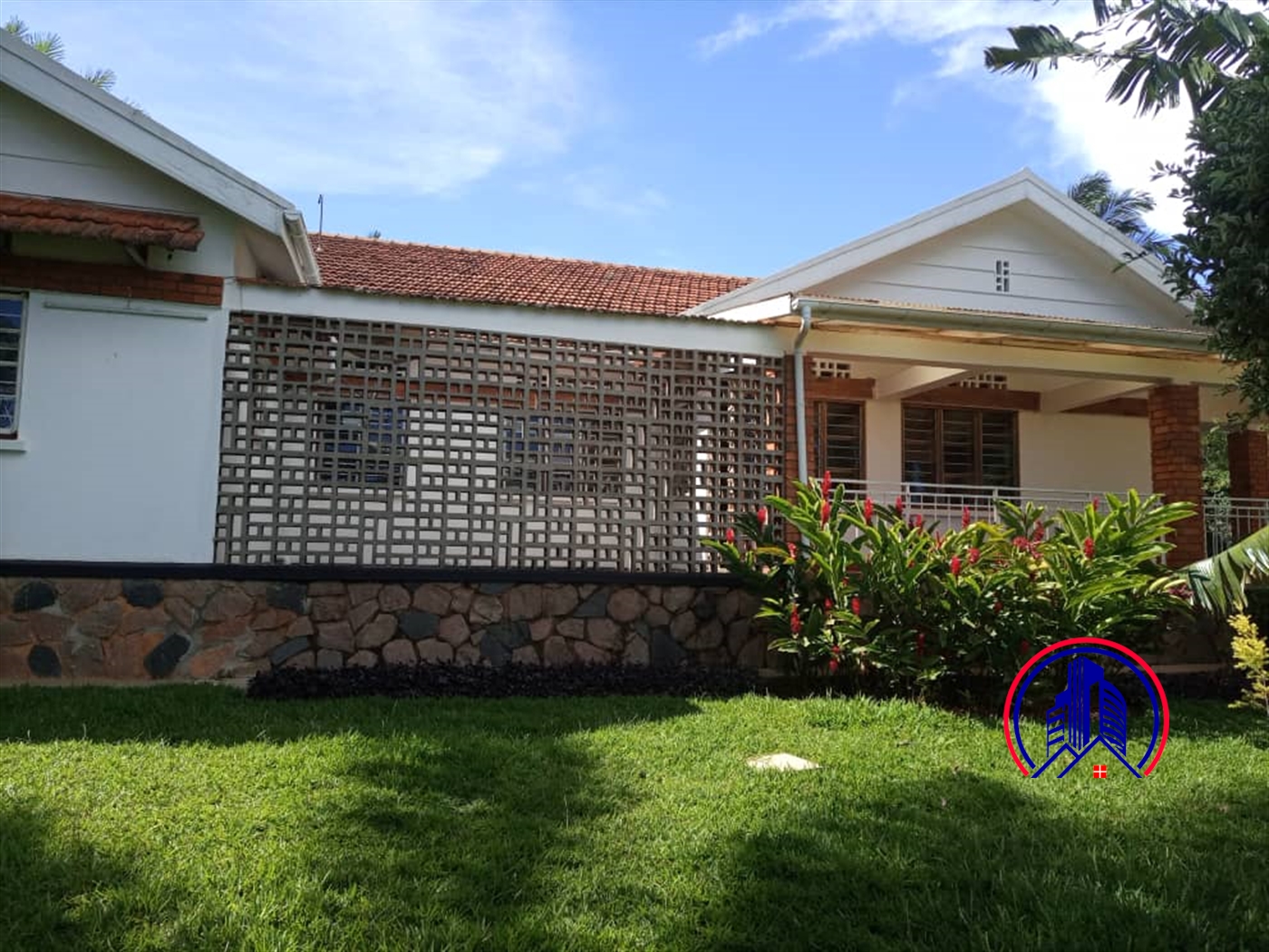 Bungalow for rent in Munyonyo Kampala