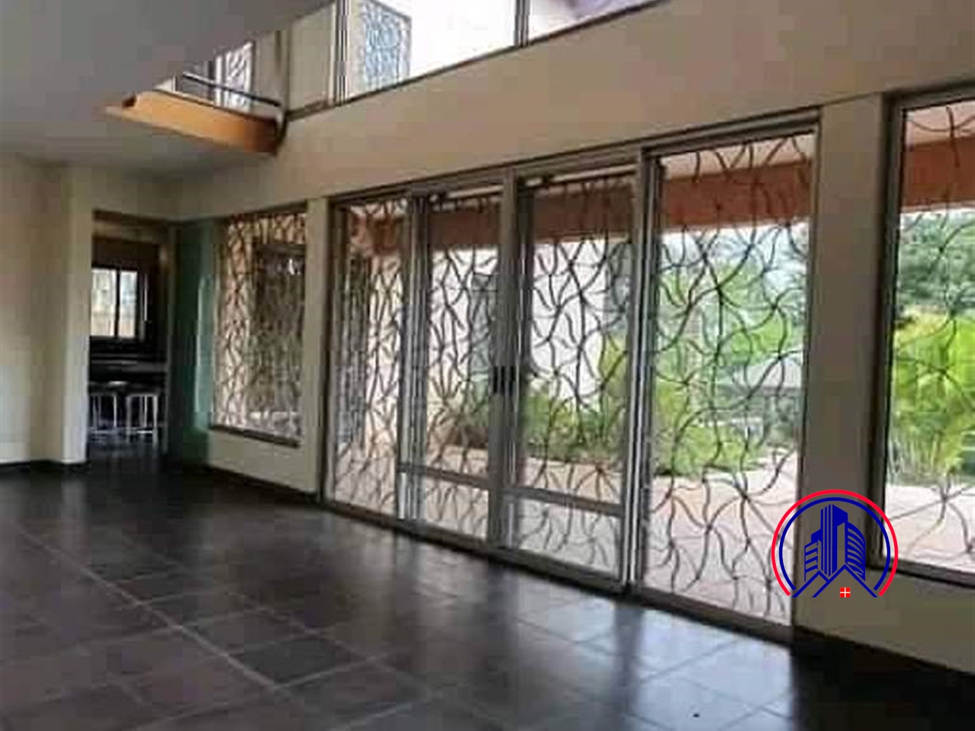 Storeyed house for rent in Bugoloobi Kampala