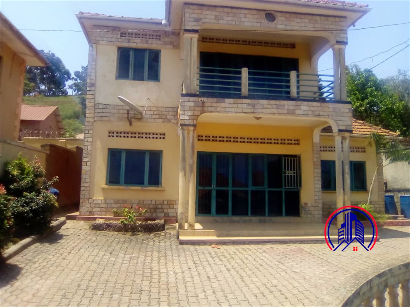 Storeyed house for sale in Namasuba Wakiso