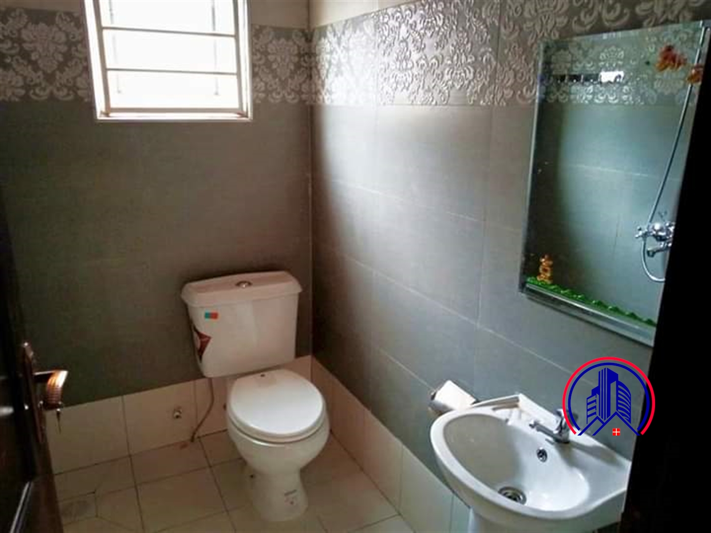 Bathroom (Toilet)