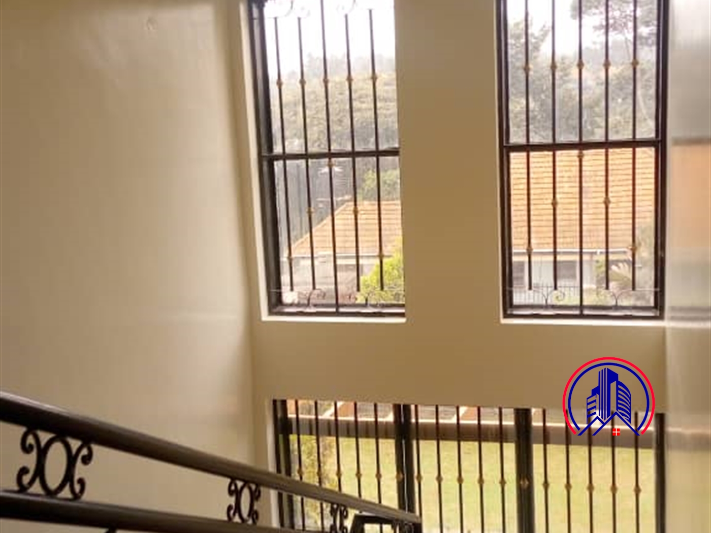 Storeyed house for rent in Bwebajja Wakiso