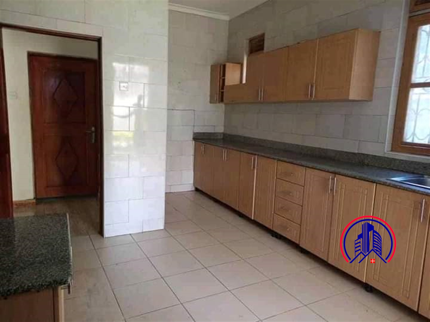 Storeyed house for rent in Mutungo Kampala