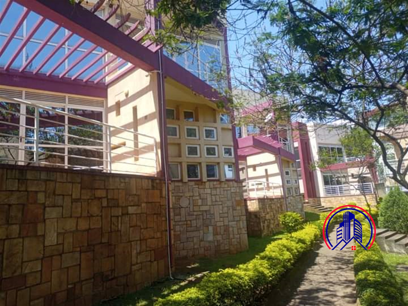 Storeyed house for rent in Mbuya Kampala