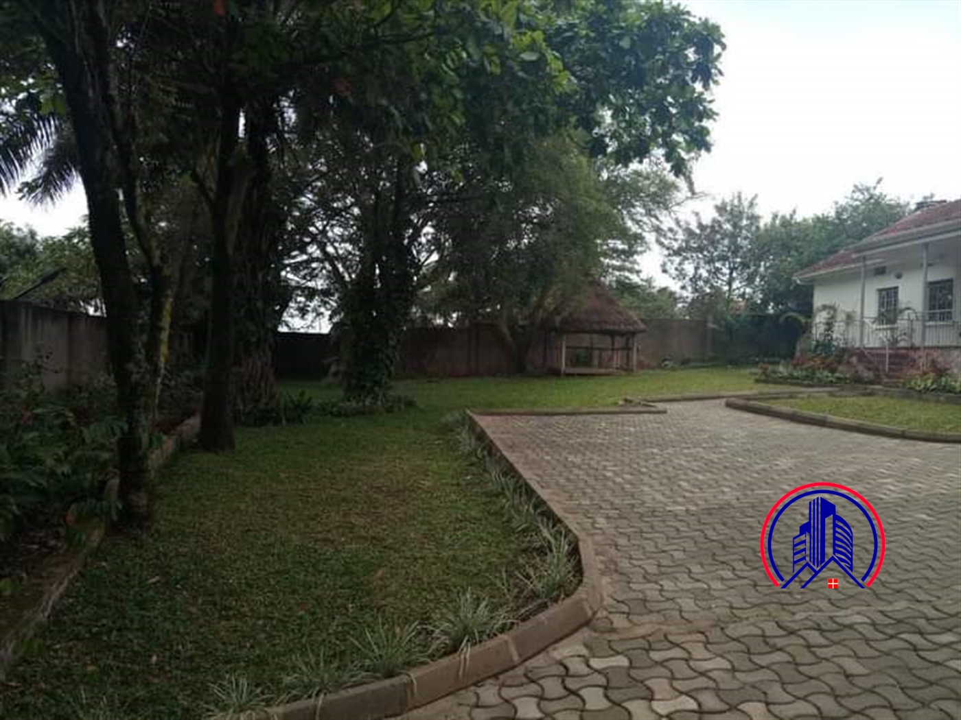 Bungalow for rent in Muyenga Kampala