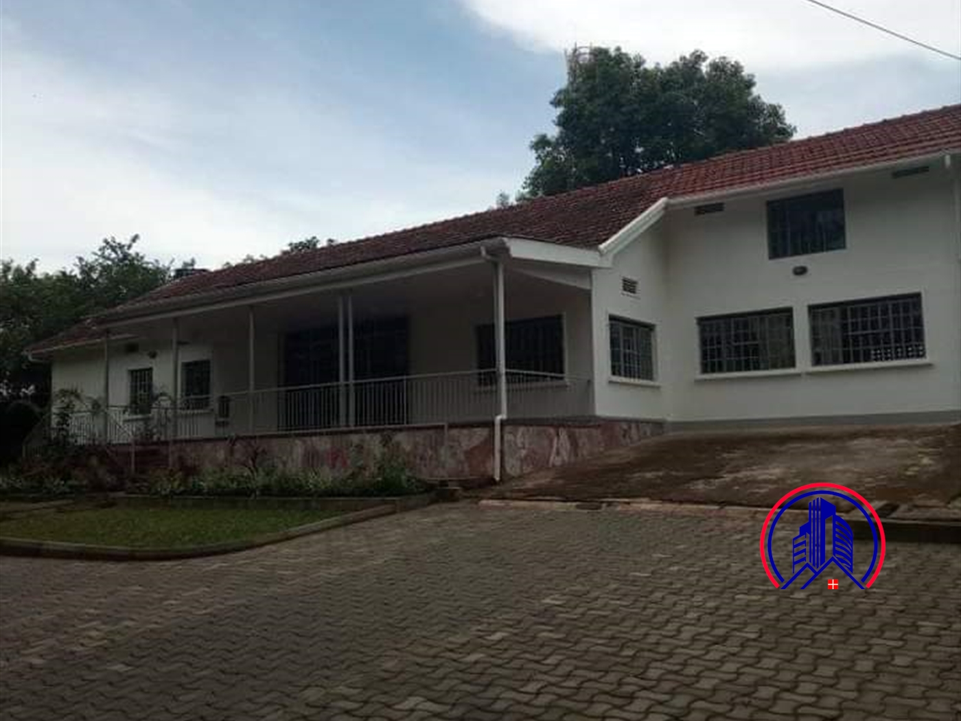 Bungalow for rent in Muyenga Kampala