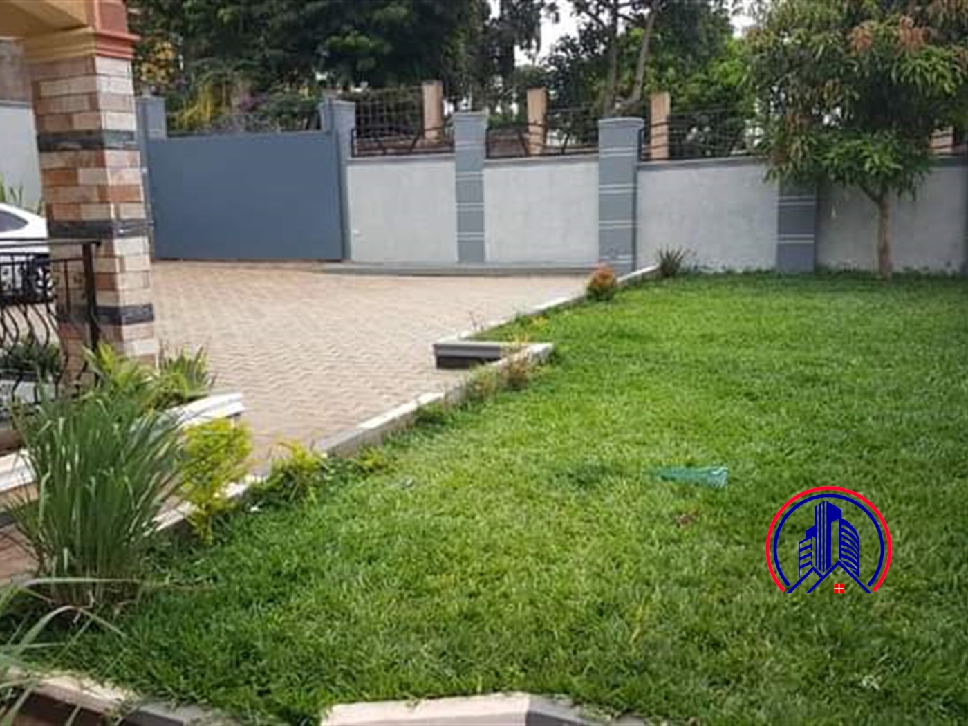 Bungalow for sale in Kitende Wakiso