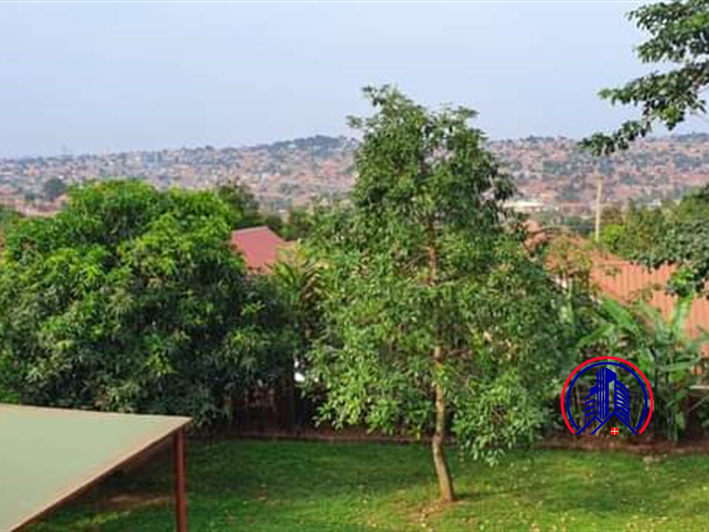 Storeyed house for sale in Munyonyo Kampala