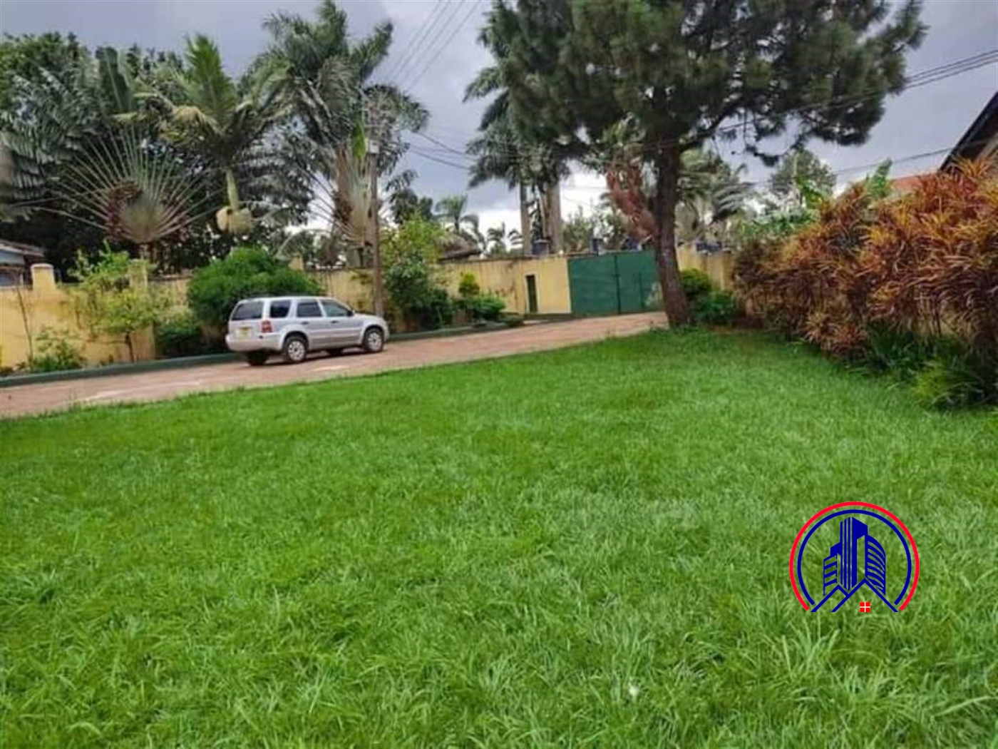 Bungalow for sale in Kiwaatule Kampala