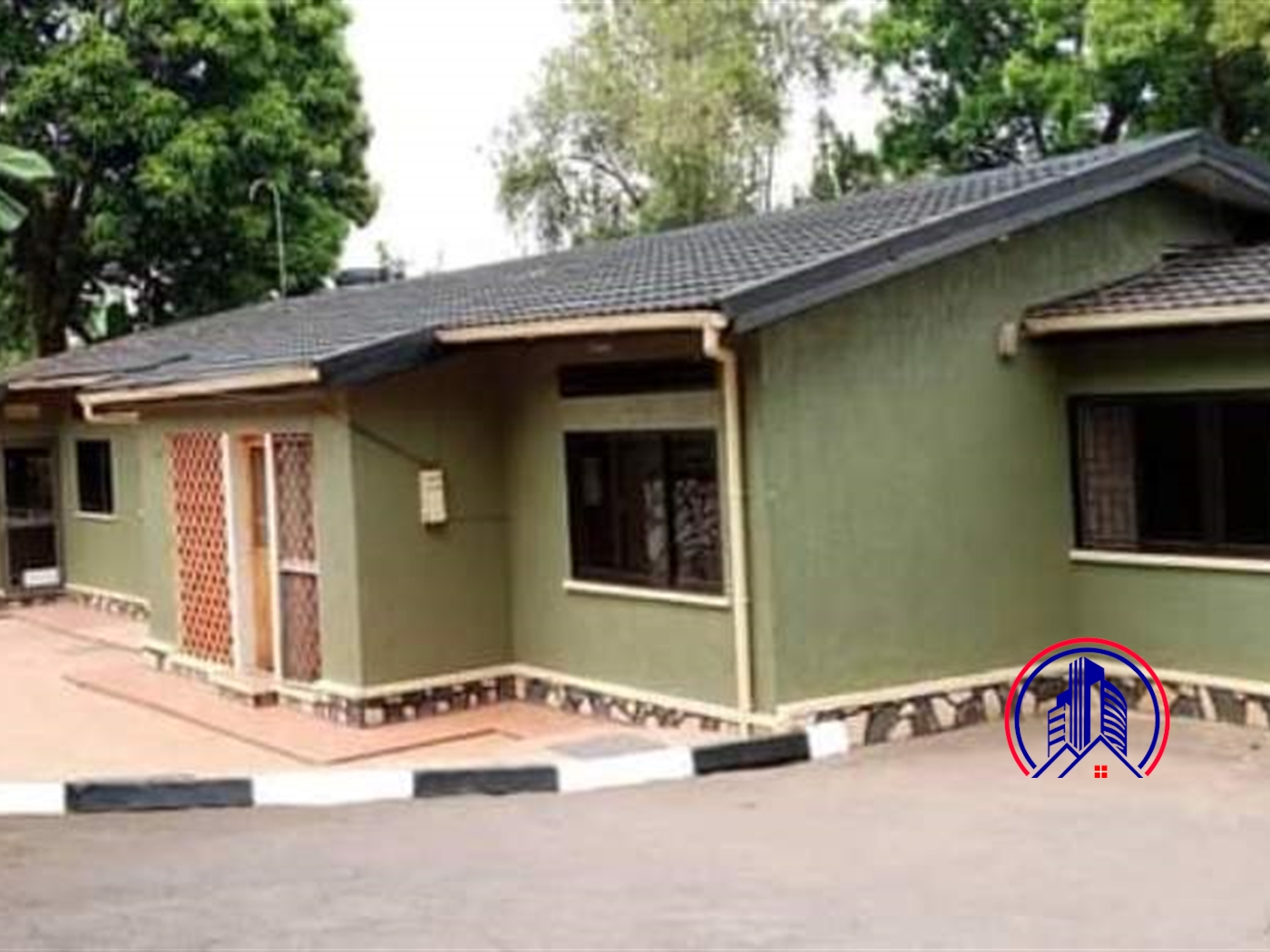 Bungalow for rent in Kololo Kampala