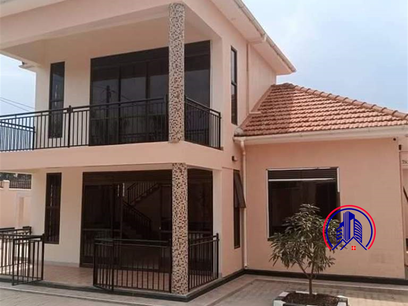 Villa for rent in Kulambilo Kampala