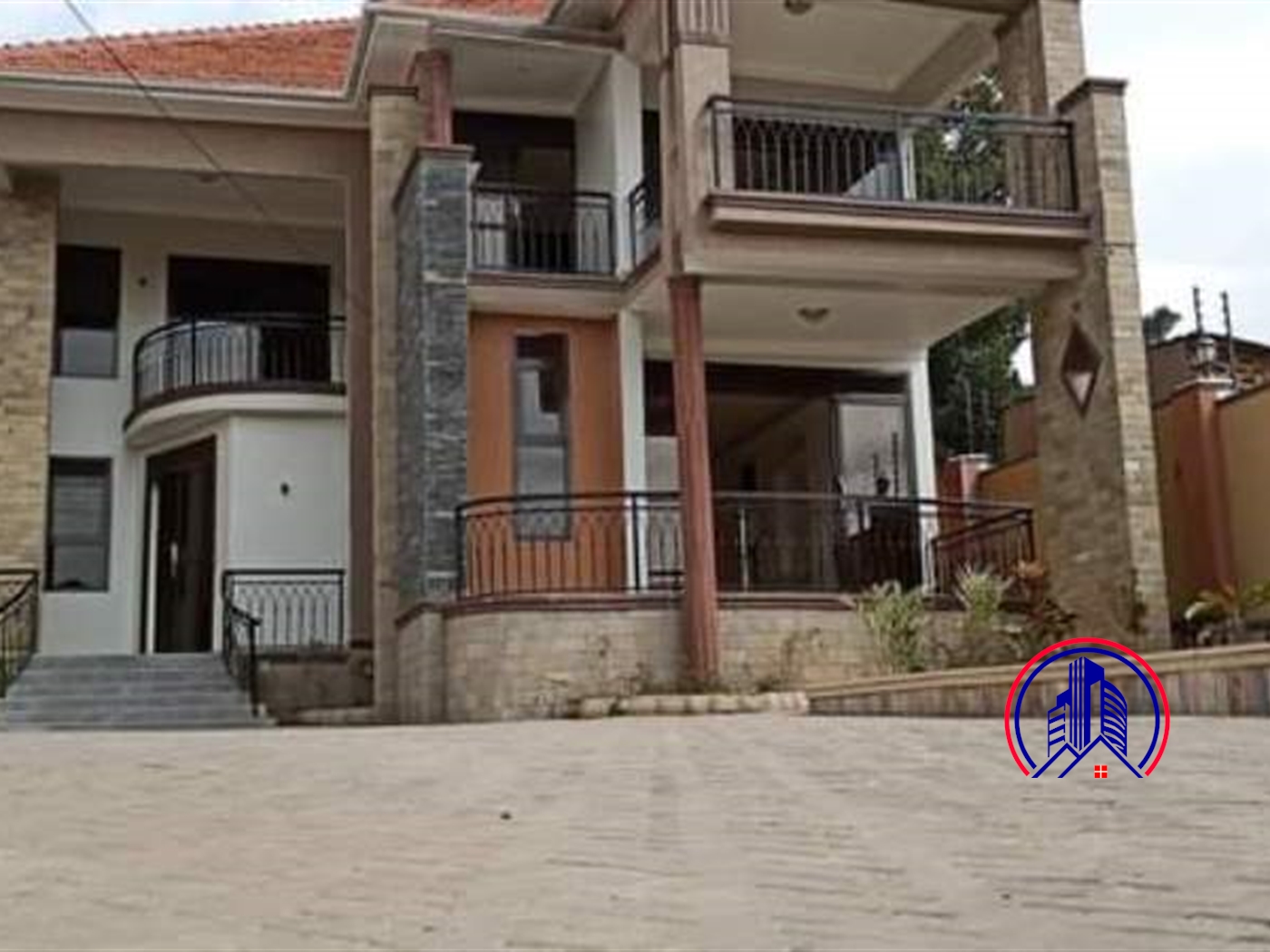 Storeyed house for sale in Kiira Wakiso