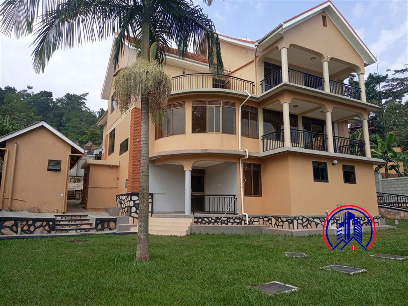 Storeyed house for rent in Makindye Kampala