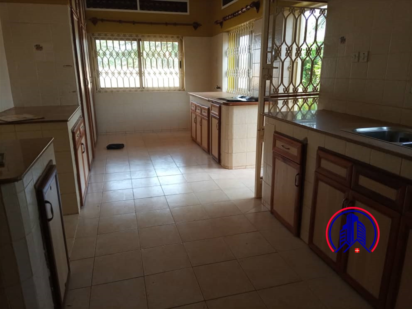 Bungalow for rent in Munyonyo Kampala