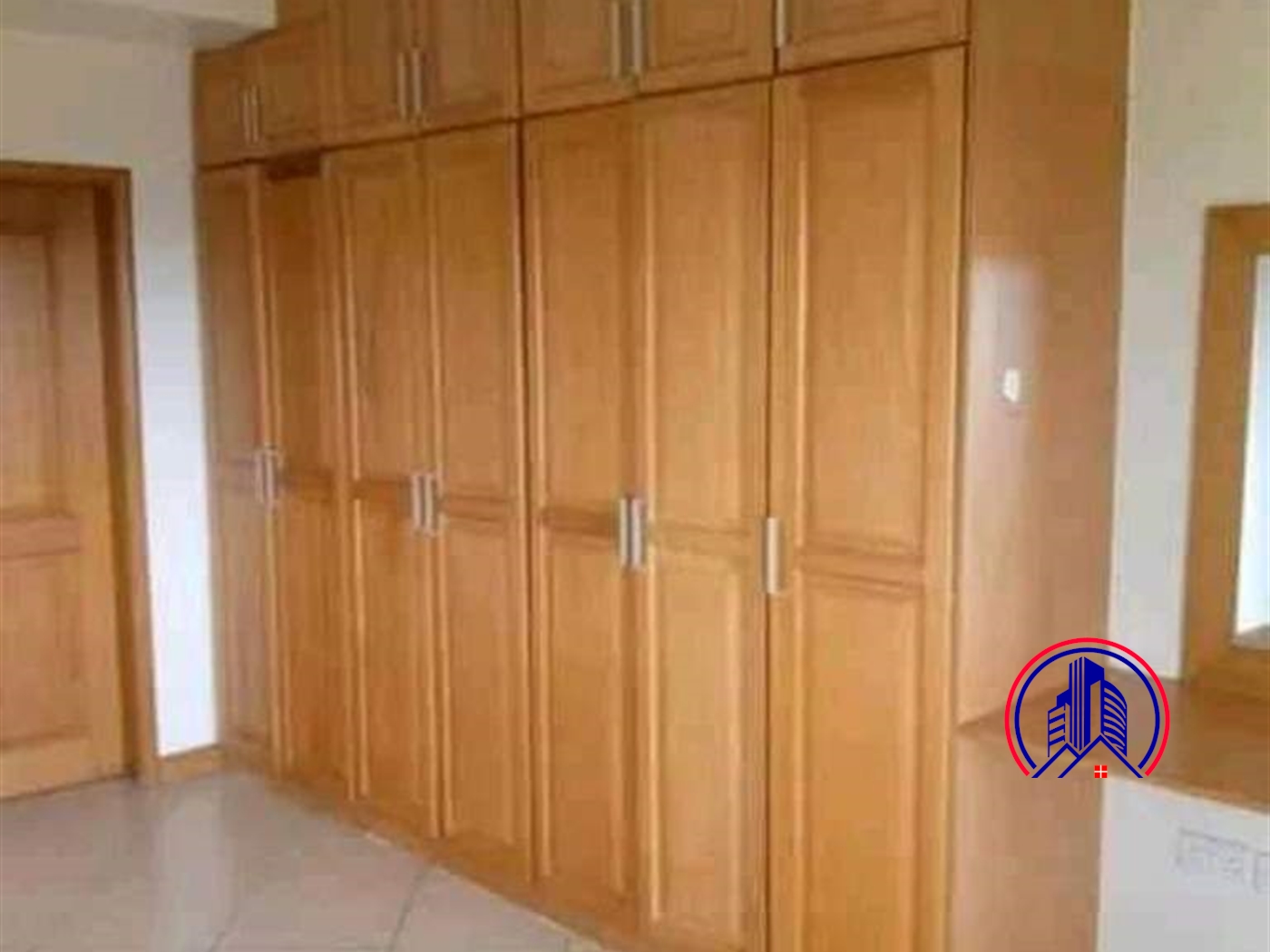 Duplex for rent in Muyenga Kampala