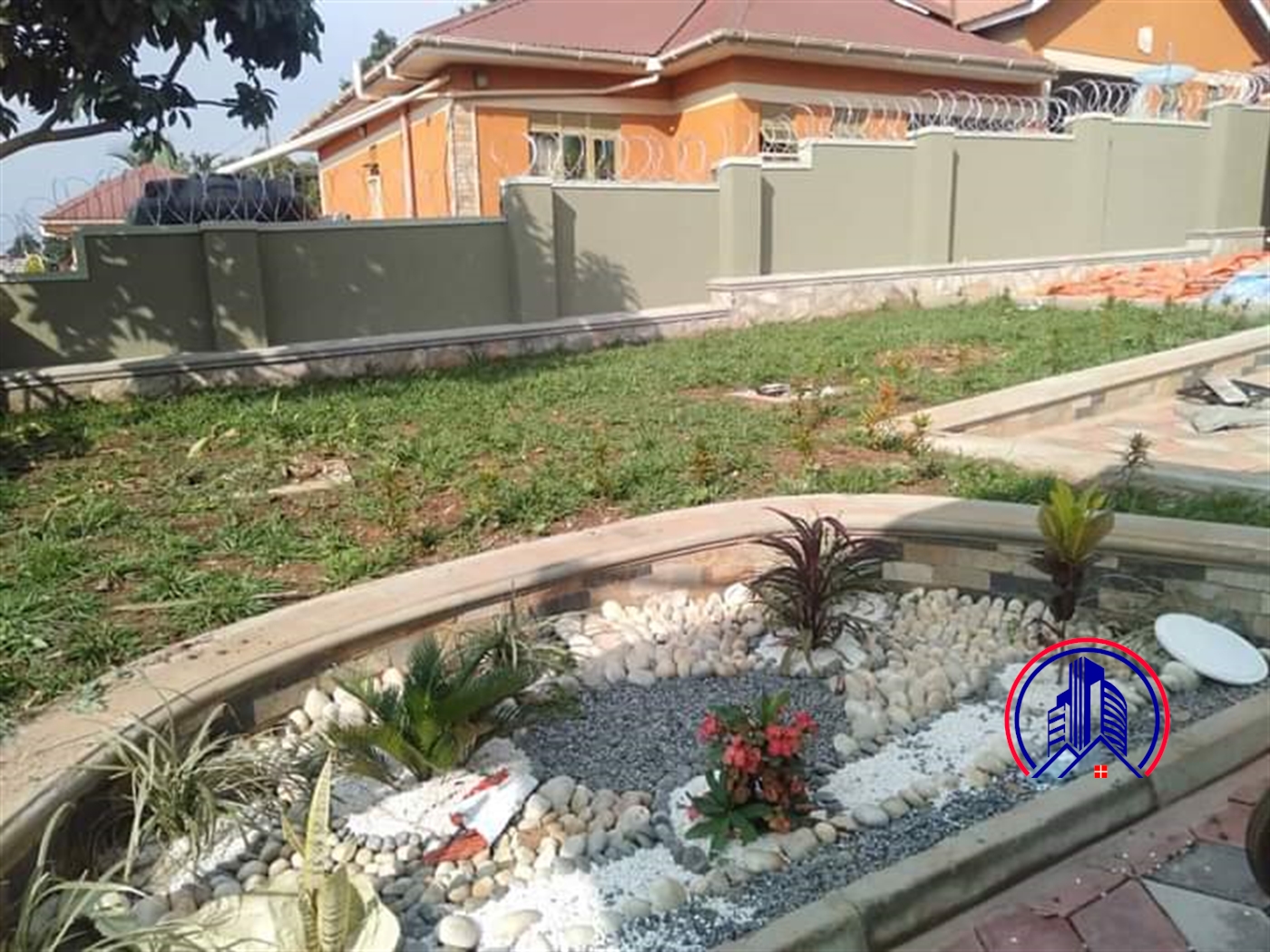 Bungalow for sale in Kitende Wakiso