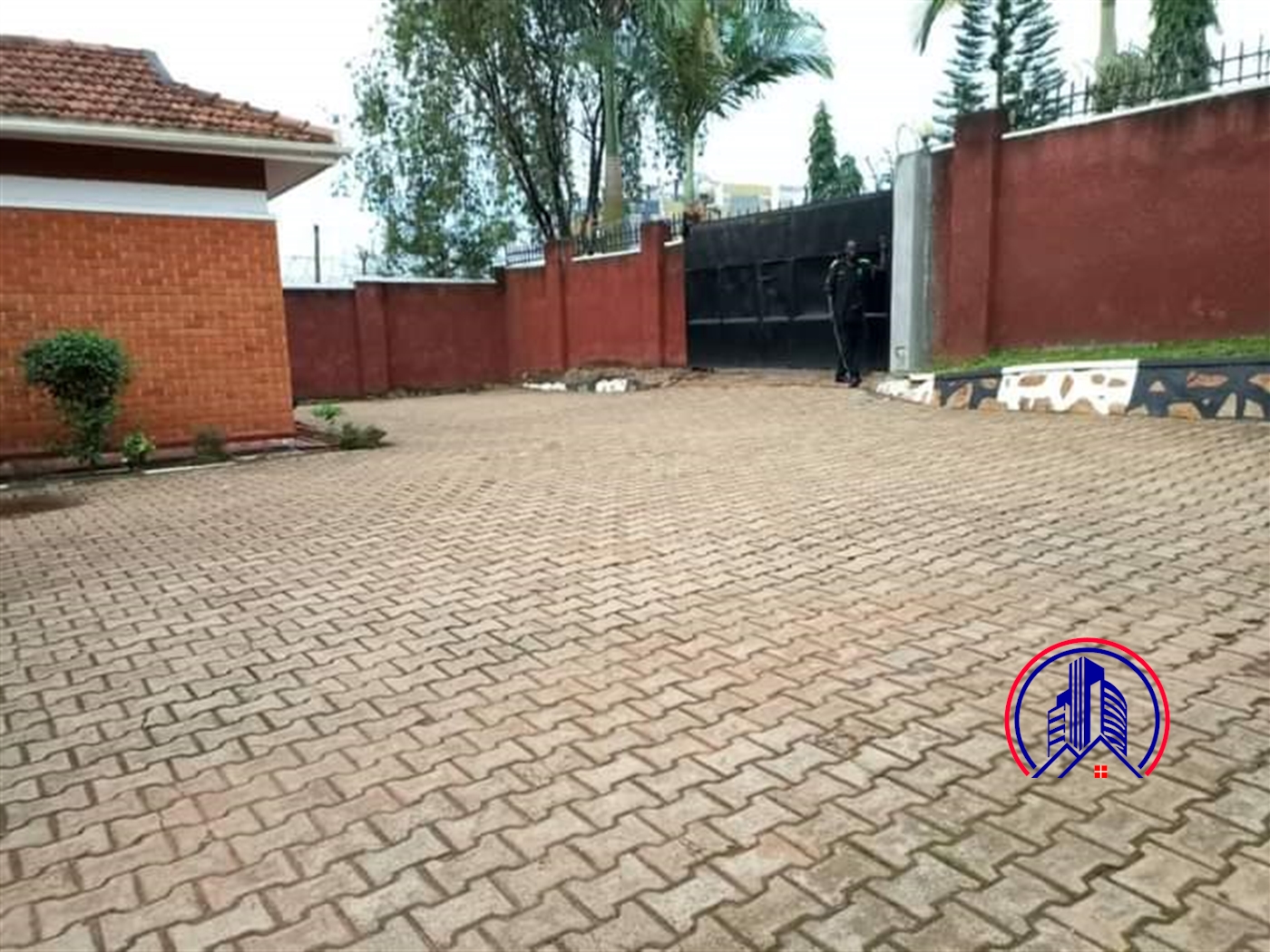 Bungalow for sale in Naalya Wakiso