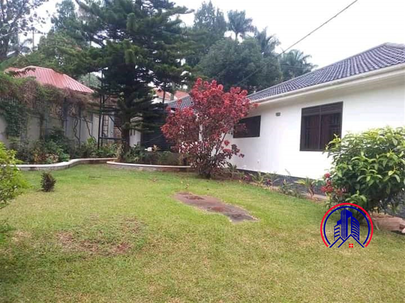 Bungalow for rent in Mbuya Kampala