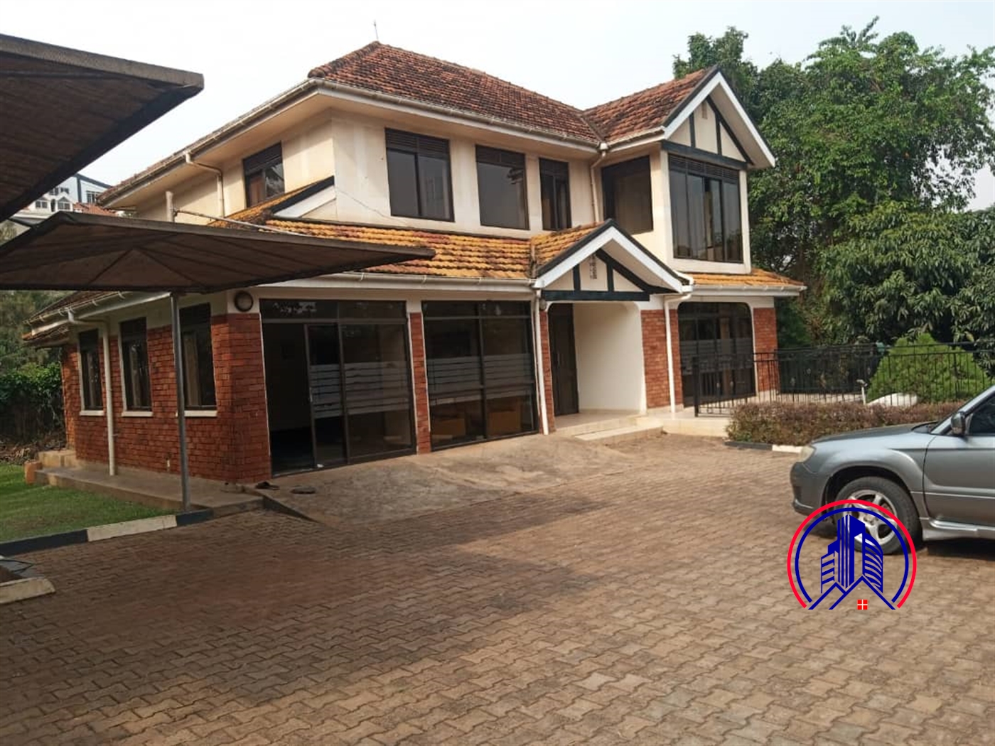 Storeyed house for rent in Kololo Kampala