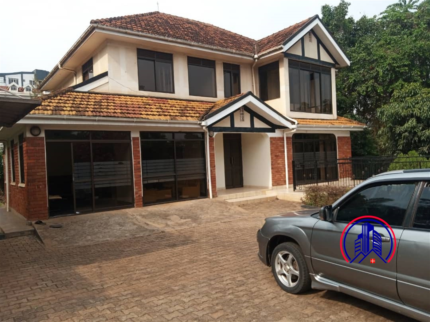 Storeyed house for rent in Kololo Kampala