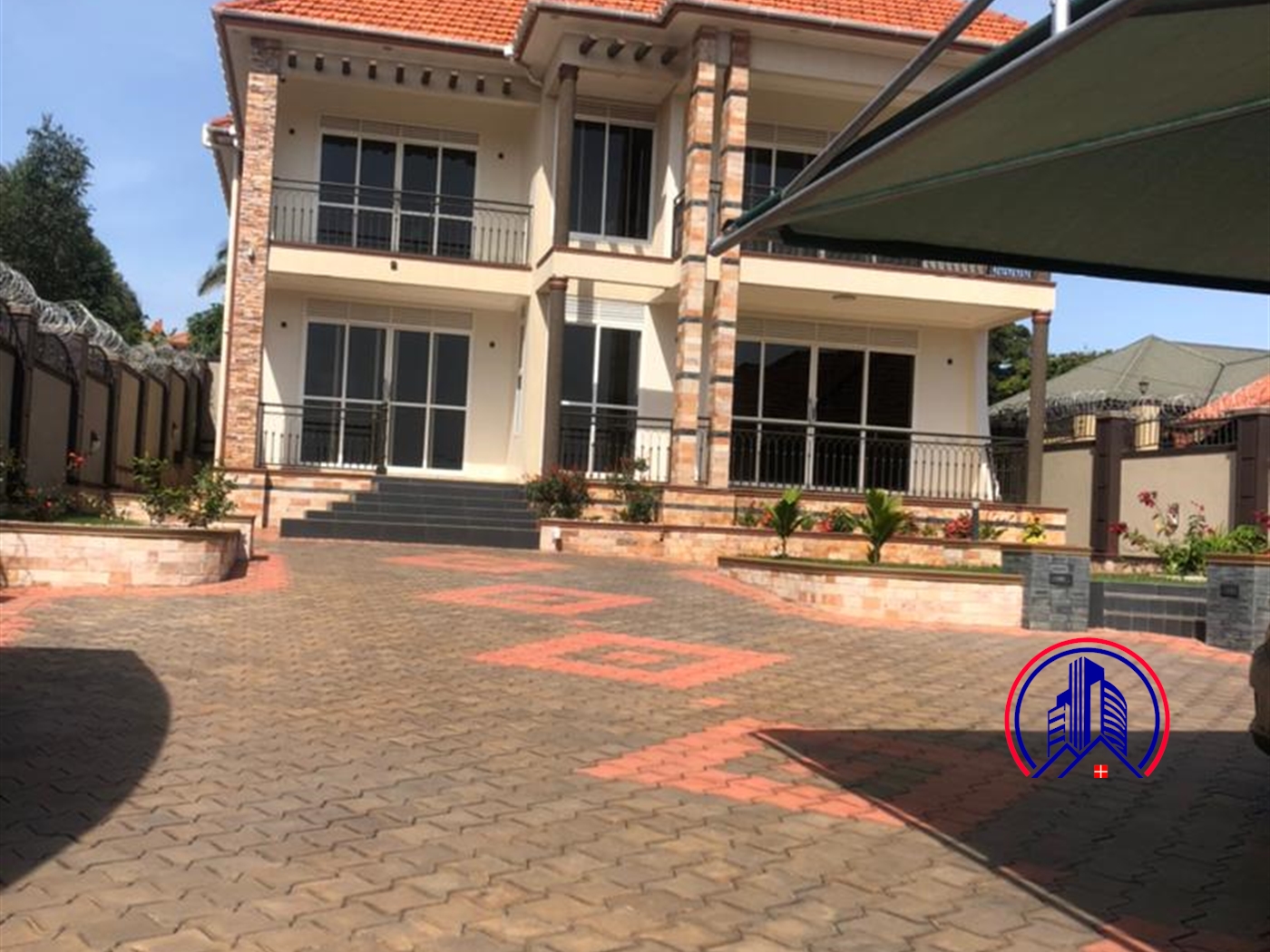 Storeyed house for sale in Najjera Wakiso