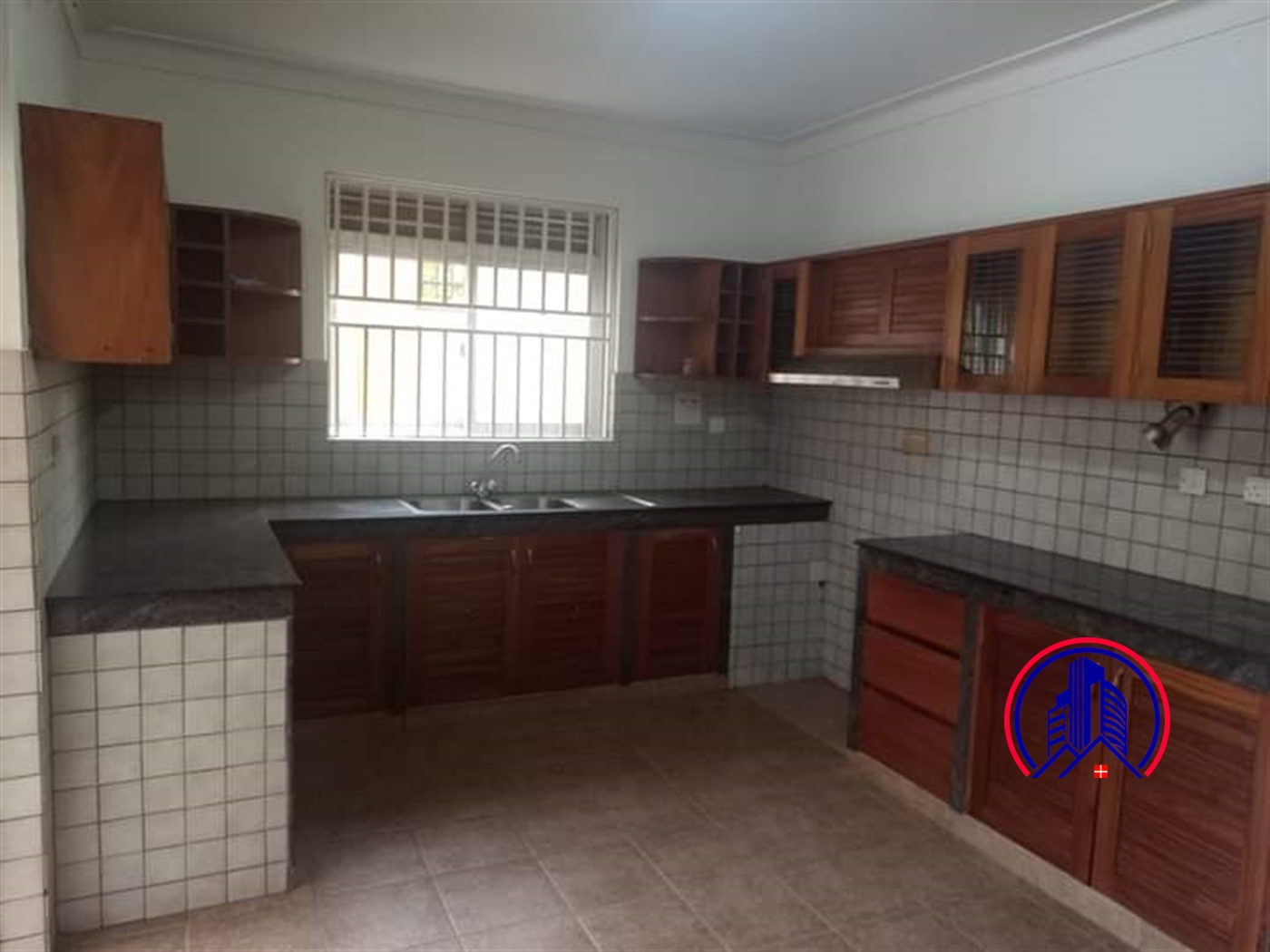 Storeyed house for rent in Mbuya Wakiso