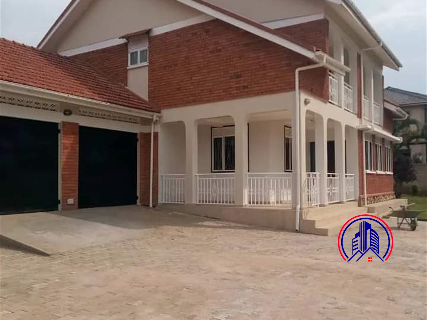 Storeyed house for rent in Bbunga Kampala