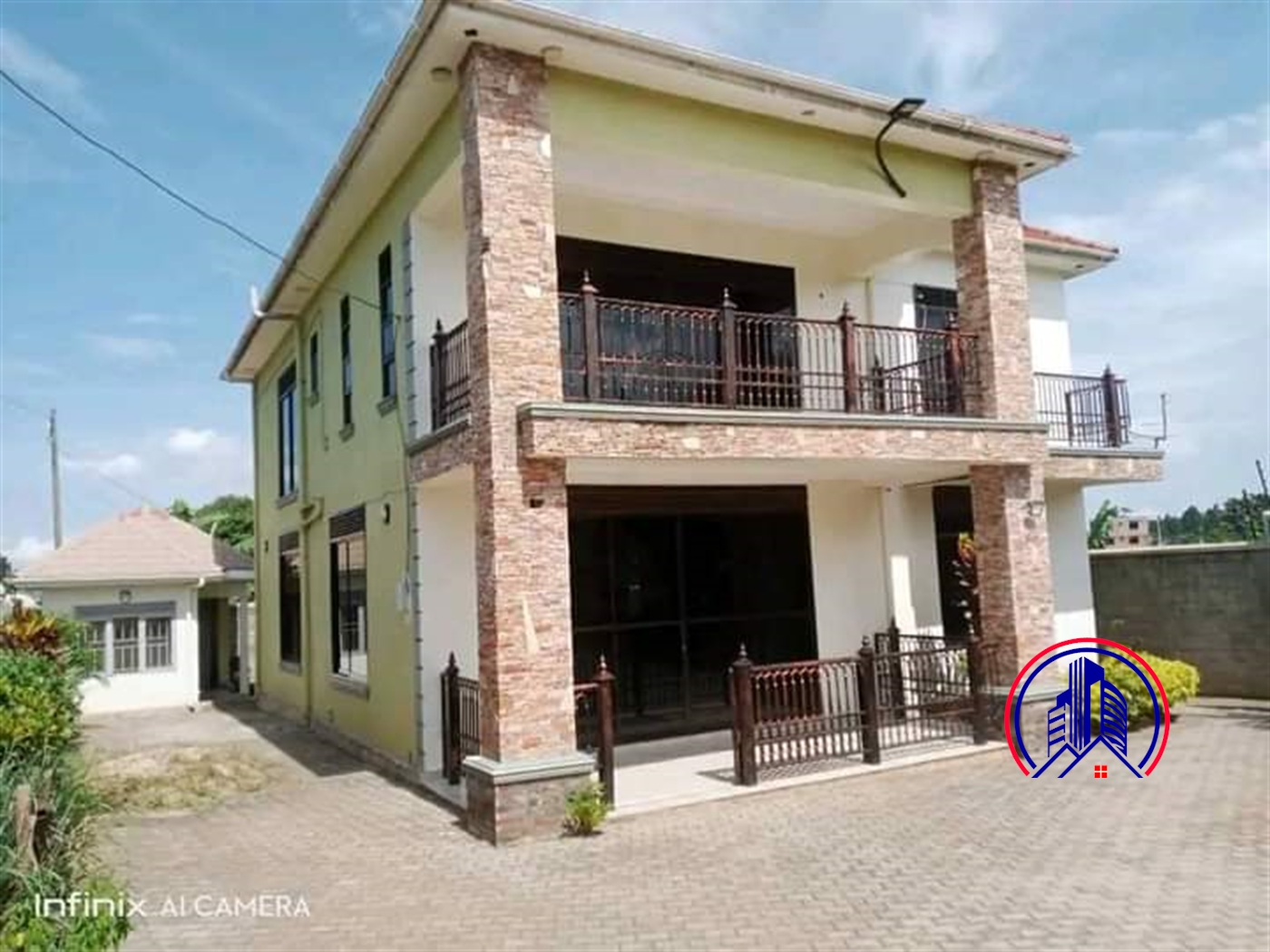 Storeyed house for rent in Kogo Wakiso