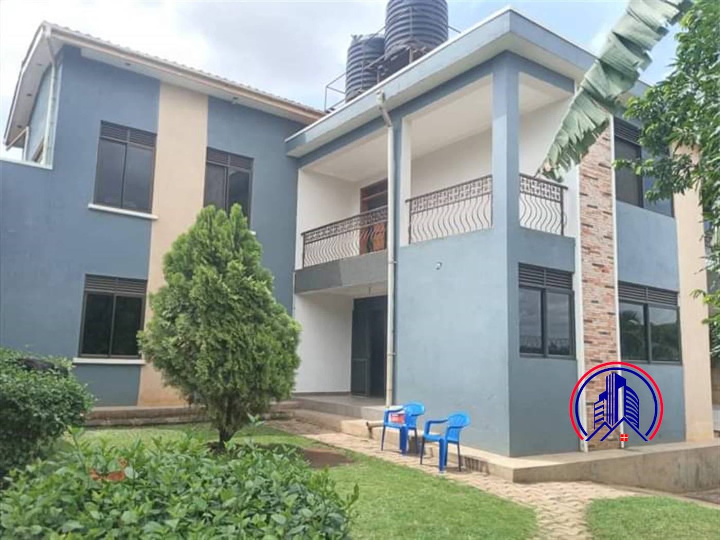 Storeyed house for sale in Buwaate Wakiso