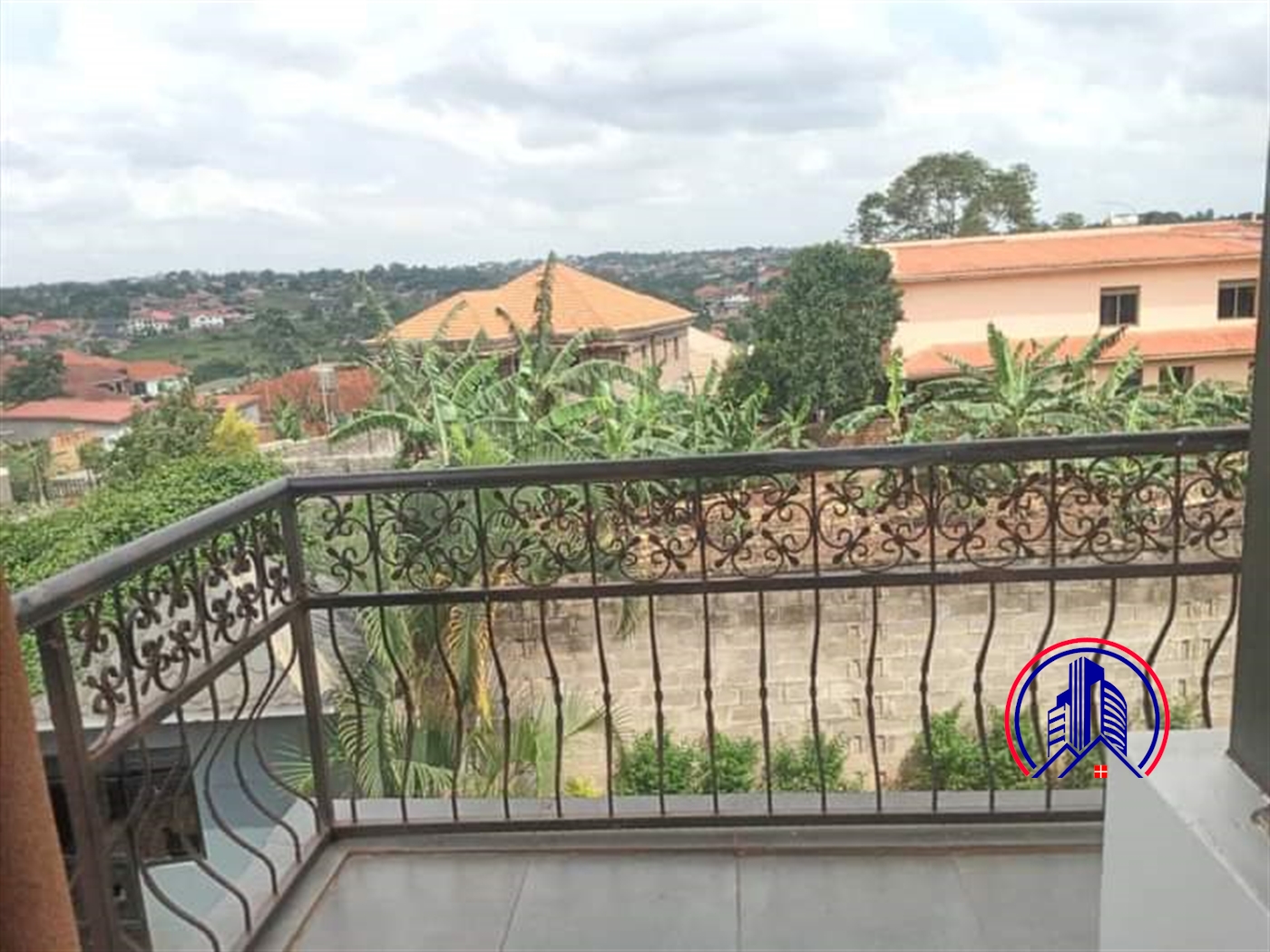 Storeyed house for sale in Buwaate Wakiso