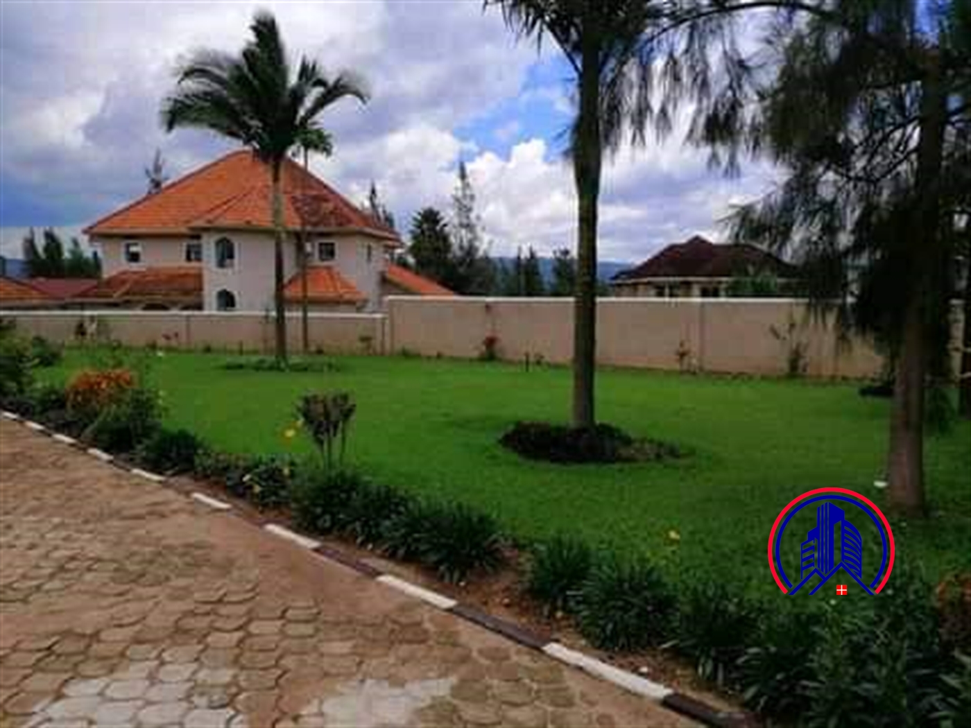 Storeyed house for rent in Naguru Kampala