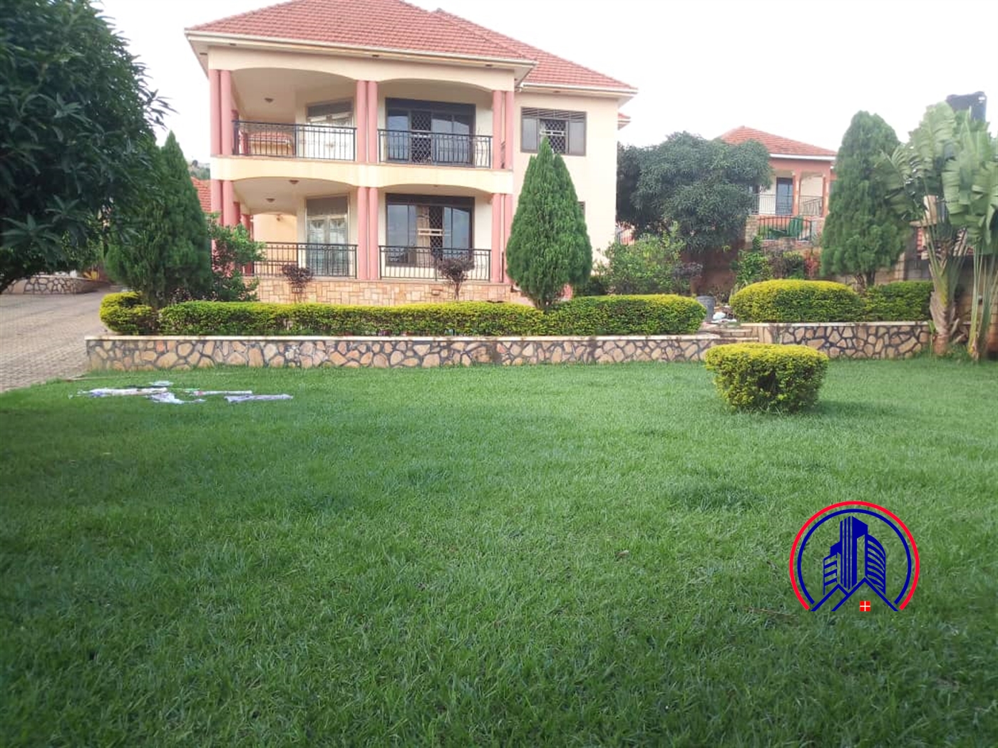 Storeyed house for sale in Lubowa Wakiso